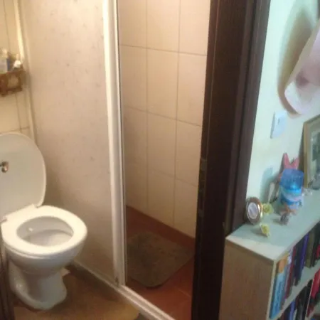 Apartment 4 Persons Flat House - Cheap Homestay Sleeping Place *