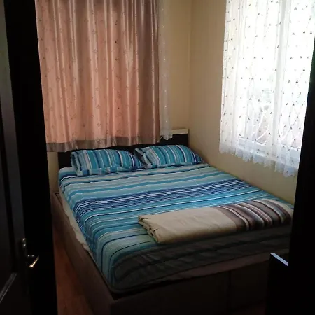 4 Persons Flat House - Cheap Homestay Sleeping Place Apartment *